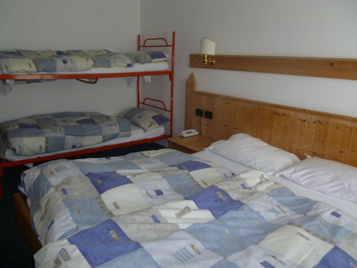 Hotel Alpenrose Passo Rolle Kamer foto